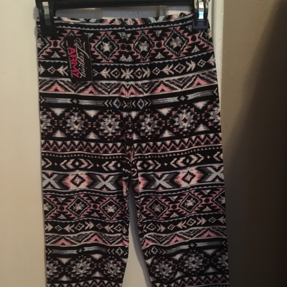 Aztec Capri Leggings